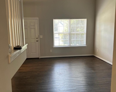 15105 Deshler Court - Photo Thumbnail 1