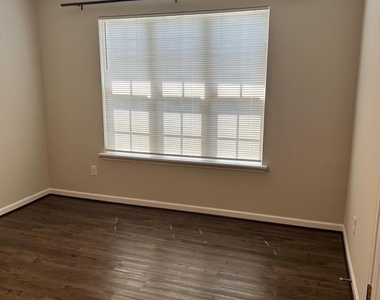 15105 Deshler Court - Photo Thumbnail 13