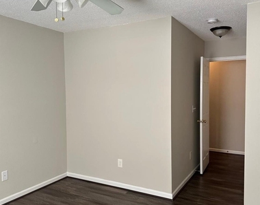 15105 Deshler Court - Photo Thumbnail 22