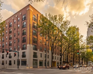 426 N Tryon Street - Photo Thumbnail 1