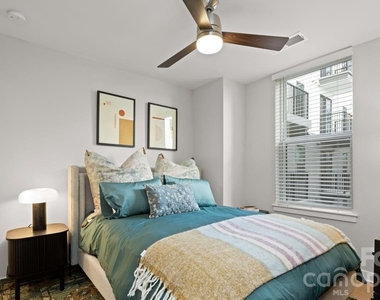 426 N Tryon Street - Photo Thumbnail 38