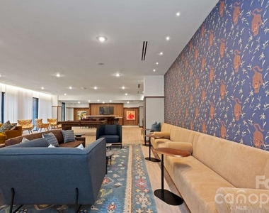 426 N Tryon Street - Photo Thumbnail 32