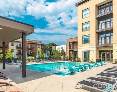 1308 Lorna Street - Photo Thumbnail 1