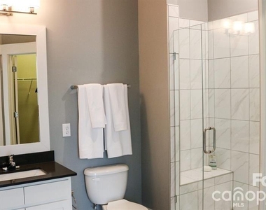 1308 Lorna Street - Photo Thumbnail 43
