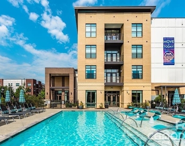 1308 Lorna Street - Photo Thumbnail 2