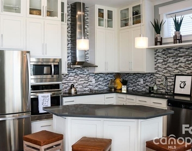 1308 Lorna Street - Photo Thumbnail 40