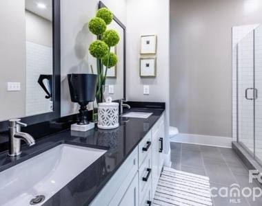 1308 Lorna Street - Photo Thumbnail 29