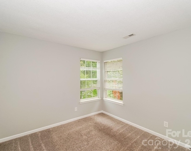 16125 Farmall Drive - Photo Thumbnail 13