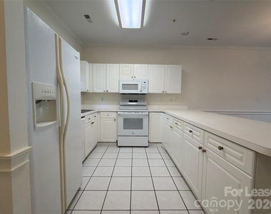 9113 Meadow Vista Road - Photo Thumbnail 1