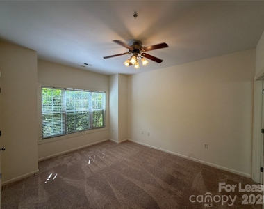 9113 Meadow Vista Road - Photo Thumbnail 7