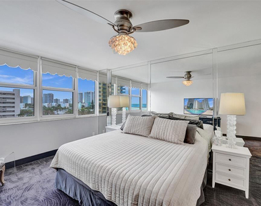2030 S Ocean Drive - Photo Thumbnail 30