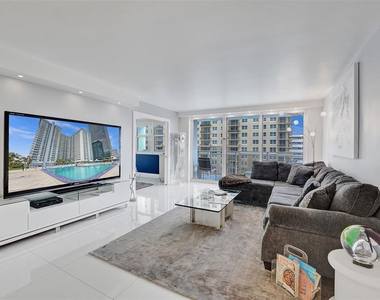 2030 S Ocean Drive - Photo Thumbnail 20