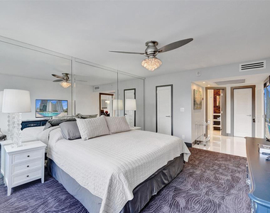 2030 S Ocean Drive - Photo Thumbnail 29