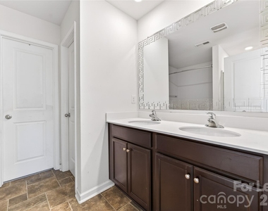 10008 Brawley Lane - Photo Thumbnail 19