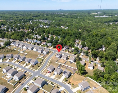 10008 Brawley Lane - Photo Thumbnail 22