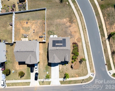 10008 Brawley Lane - Photo Thumbnail 23