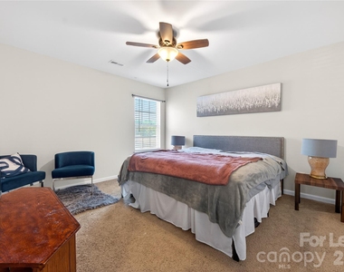 10008 Brawley Lane - Photo Thumbnail 15