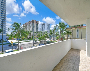 2049 S Ocean Drive - Photo Thumbnail 48
