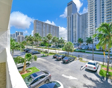 2049 S Ocean Drive - Photo Thumbnail 50