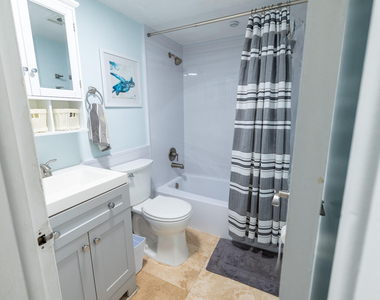 3215 Ne 15th Street - Photo Thumbnail 7