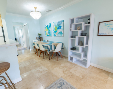 3215 Ne 15th Street - Photo Thumbnail 9
