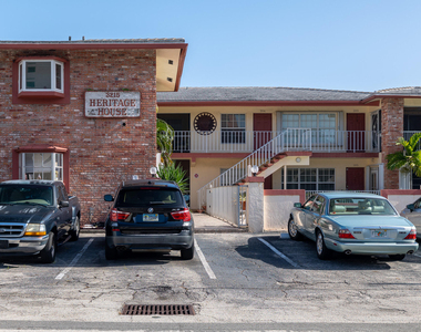 3215 Ne 15th Street - Photo Thumbnail 11