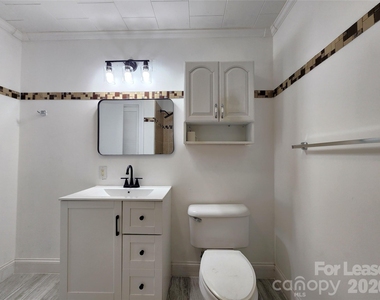1208 N Juniper Avenue - Photo Thumbnail 8
