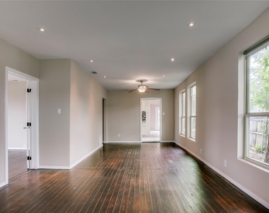 818 E Woodin Boulevard - Photo Thumbnail 13