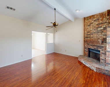 853 W Wintergreen Road - Photo Thumbnail 5