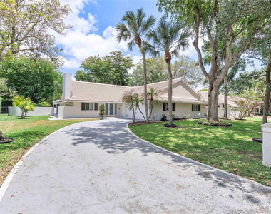 10209 Vestal Court - Photo Thumbnail 1