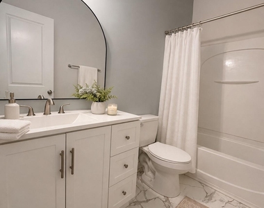 1600 Walnut View Drive - Photo Thumbnail 7