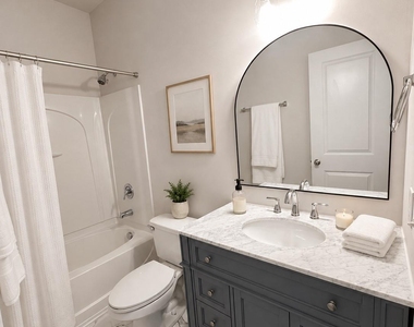 1600 Walnut View Drive - Photo Thumbnail 5