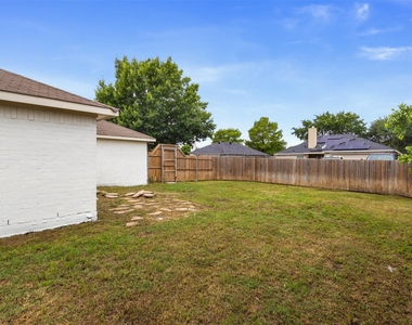 7205 Airline Drive - Photo Thumbnail 23
