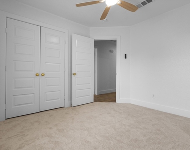 7205 Airline Drive - Photo Thumbnail 21