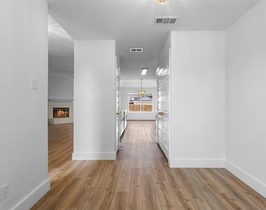 7205 Airline Drive - Photo Thumbnail 14