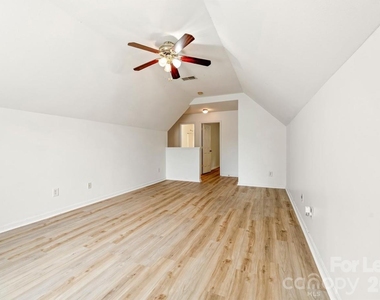 7007 Advocator Lane - Photo Thumbnail 11