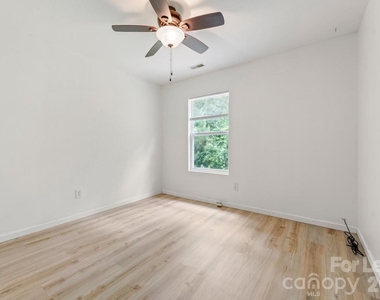 7007 Advocator Lane - Photo Thumbnail 9