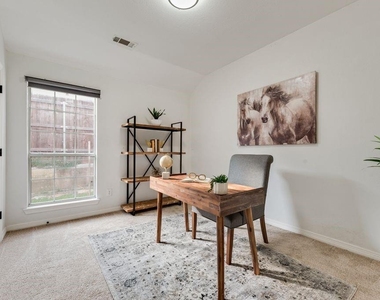 1412 Melody Lane - Photo Thumbnail 16