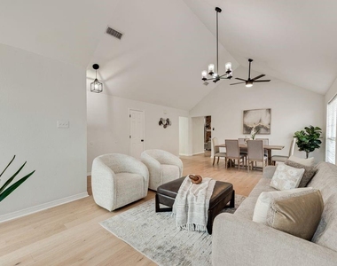 1412 Melody Lane - Photo Thumbnail 4