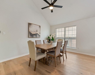 1412 Melody Lane - Photo Thumbnail 6