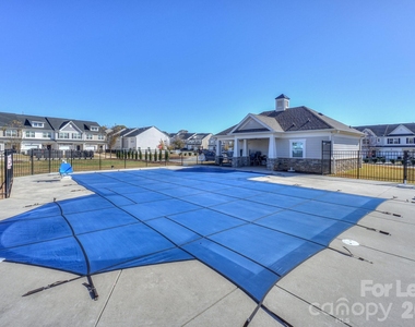 8113 Sheffield Drive - Photo Thumbnail 6