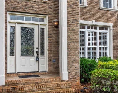 334 Stone Cliff Lane - Photo Thumbnail 1