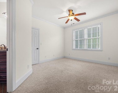 334 Stone Cliff Lane - Photo Thumbnail 21