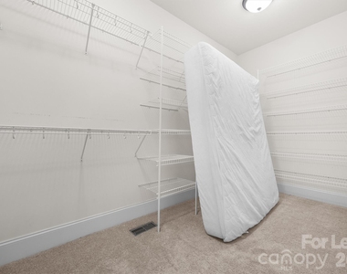 334 Stone Cliff Lane - Photo Thumbnail 16