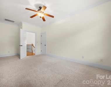 334 Stone Cliff Lane - Photo Thumbnail 19