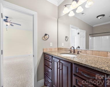 334 Stone Cliff Lane - Photo Thumbnail 24