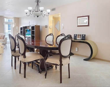 4250 Galt Ocean Drive - Photo Thumbnail 9