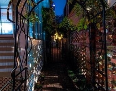 404 W 8th Street - Photo Thumbnail 43