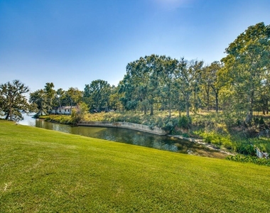 233 Esquire Estates Road - Photo Thumbnail 22