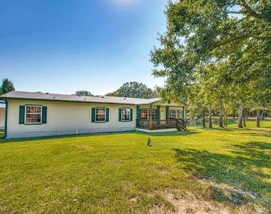 233 Esquire Estates Road - Photo Thumbnail 1